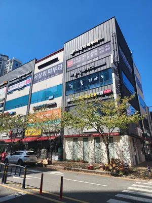 서상희피부과의원 — 업체가 네이버 플레이스에 올린 사진 1