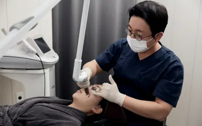 오가나셀피부과의원 — 업체가 네이버 플레이스에 올린 사진 2