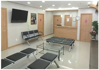홍피부과의원 — 업체가 네이버 플레이스에 올린 사진 1
